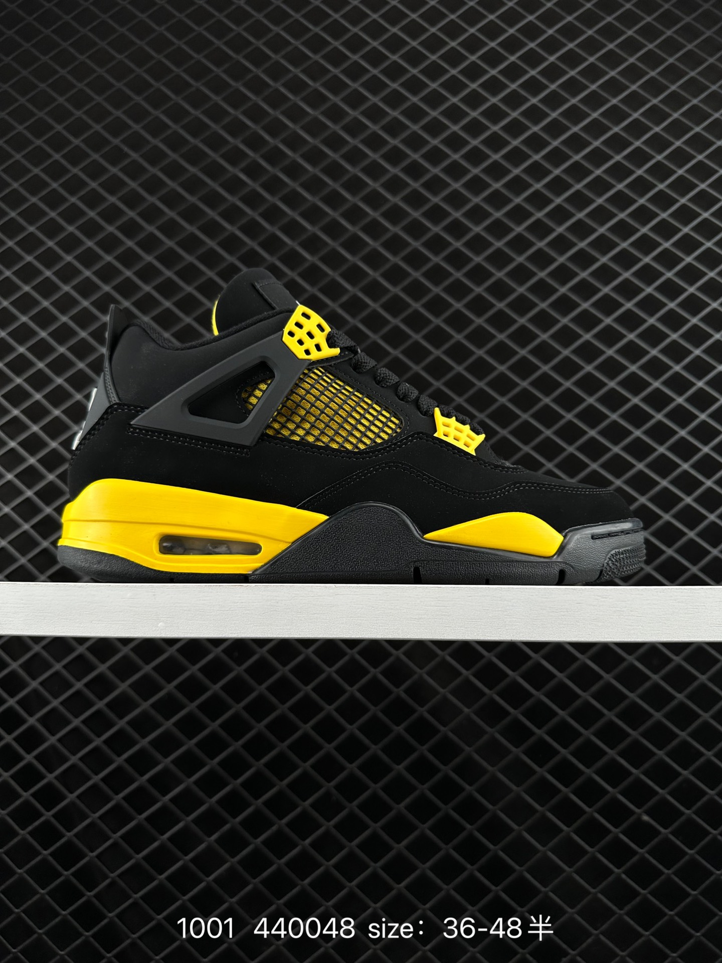 Nike Air Jordan 4 Retro Nike Air Jordan 4 Retro